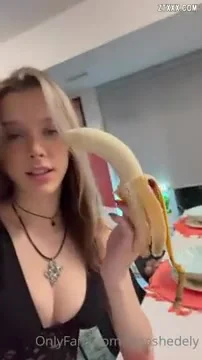 Ashley Matheson sucking a banana penis version