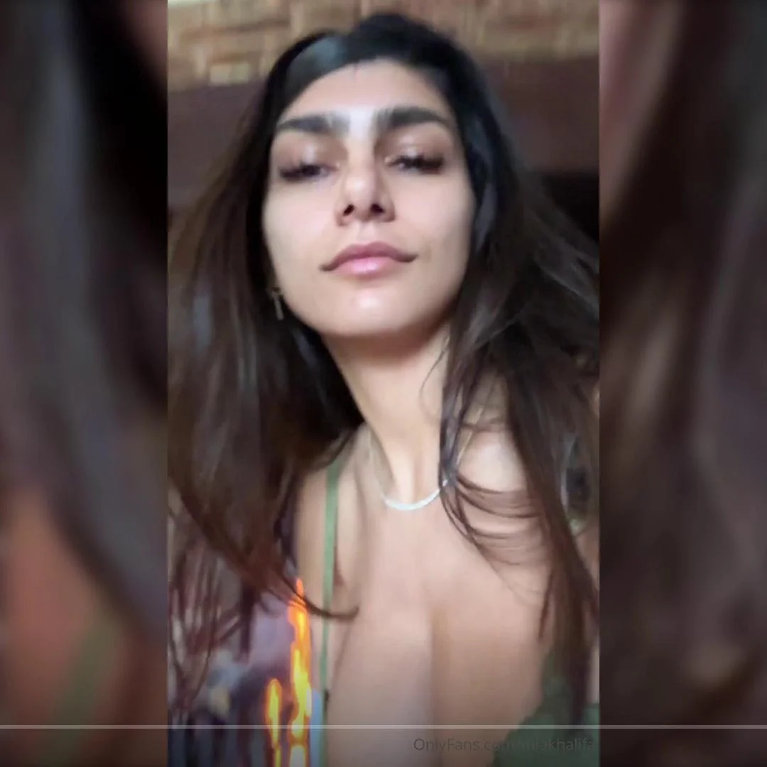 Mia Khalifa Topless Handbra Teasing Onlyfans Video