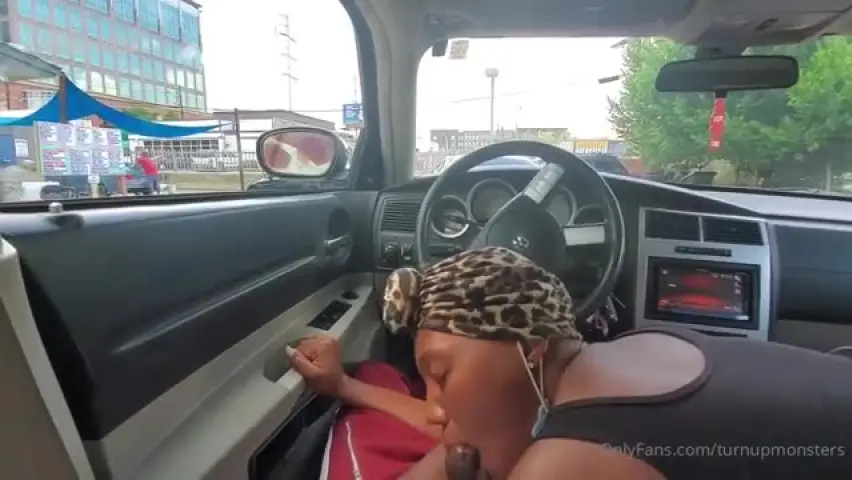 Huge Ebony Ass Deepthroats A Black Cock In The Car